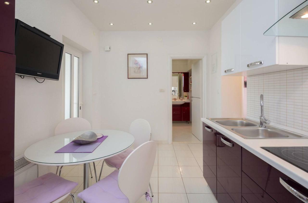 Gem Of The Sea Luxury Beach Apartment With Brand New Heating Infinity Pool Traù Esterno foto