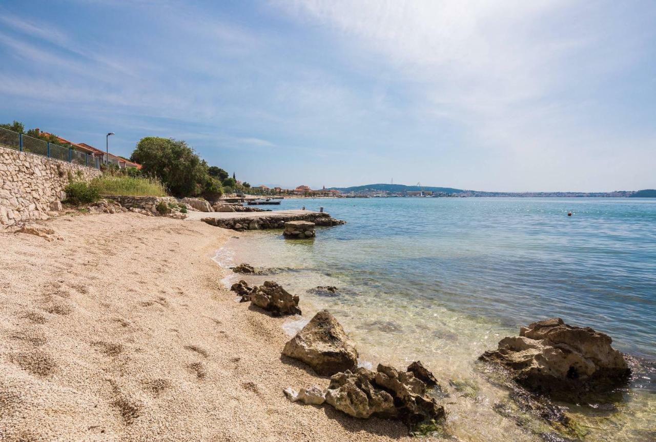 Gem Of The Sea Luxury Beach Apartment With Brand New Heating Infinity Pool Traù Esterno foto
