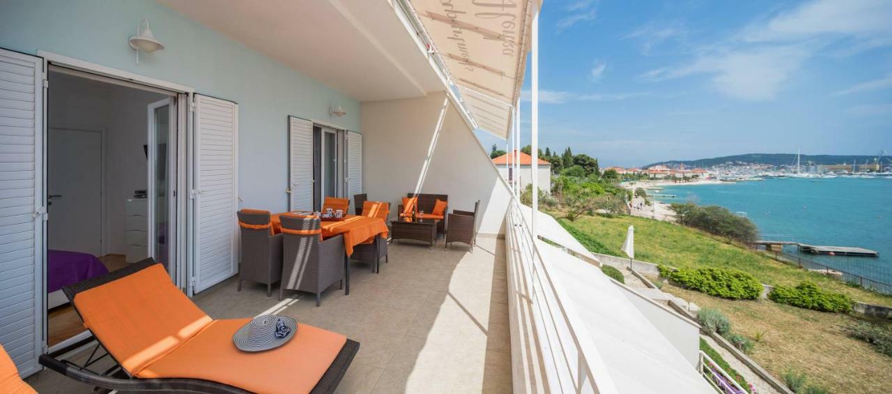 Gem Of The Sea Luxury Beach Apartment With Brand New Heating Infinity Pool Traù Esterno foto